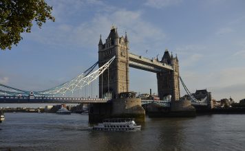 Знаменитый Лондонский мост