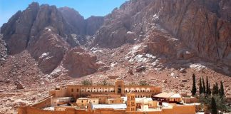 Монастырь св. Екатерины на Синайском полуострове в Египте